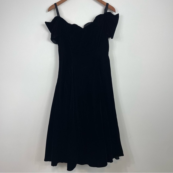 80s Velvet Goth Dress Black 7/8 Tulle 80s 90s Scallop Doll Grunge Alt Party LBD - Picture 4 of 15